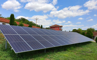 ЕНЕРГО-ПРО Енергийни услуги изгради 3 фотоволтаични електроцентрали за свой клиент в Кубрат